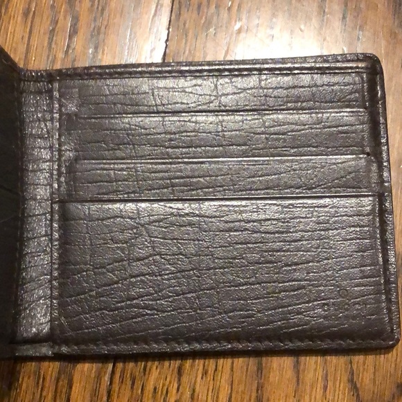 M GUCCI GG Brown Leather Coated Canvas Monogram Bifold Wallet - Picture 6 of 16